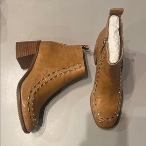 Kelsi Dagger Tan Leather Ankle Boots